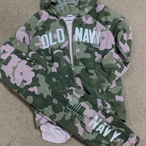 Old navy jogger outfit